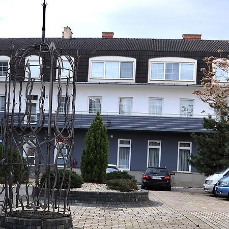 Apartmany Mojzitov Dvor Lučenec Exteriör bild